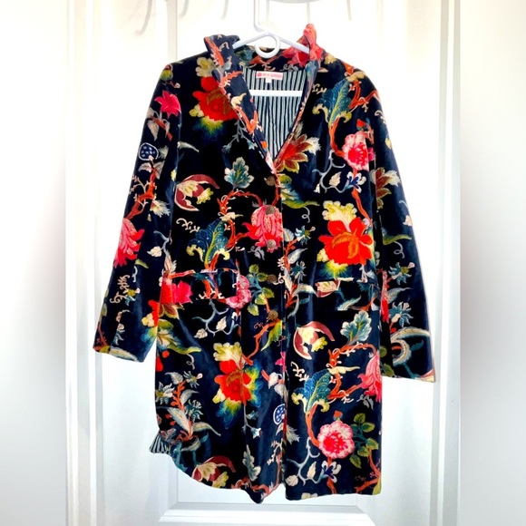 Ro’s Garden flower jacket